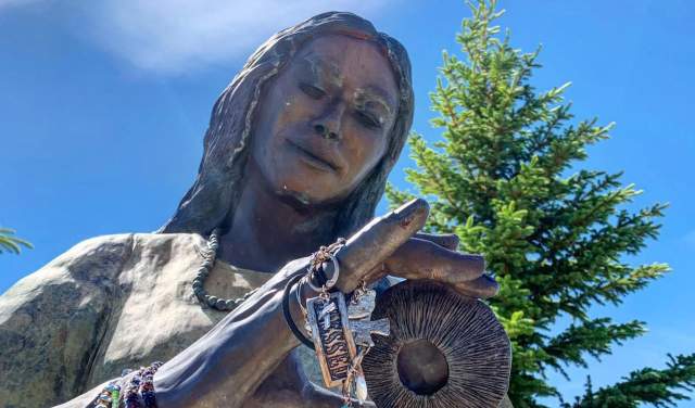 Learn about Cultures Past & Present at these Native American Sites