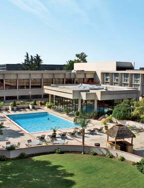 Marriot Courtyard with Pool behind property