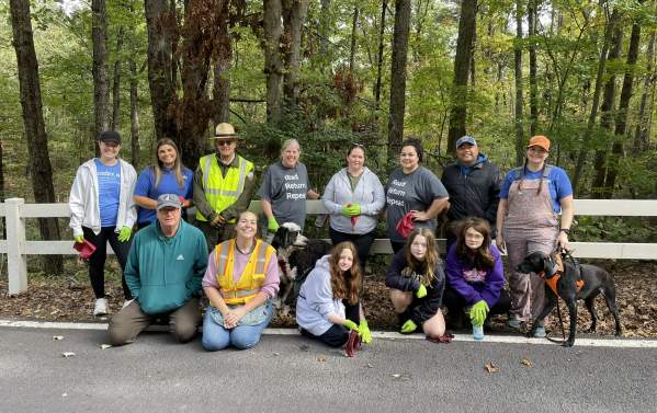 Volunteers Help Shape the Future of Bakers Mountain Park