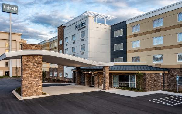Fairfield Inn & Suites