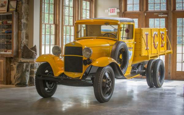Ice Tool Truck