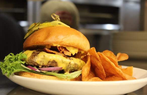 Dray Bar and Grill Burger