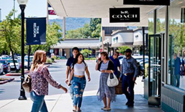 Gilroy Premium Outlets