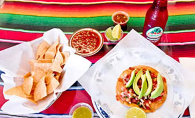 Los Pericos Taqueria