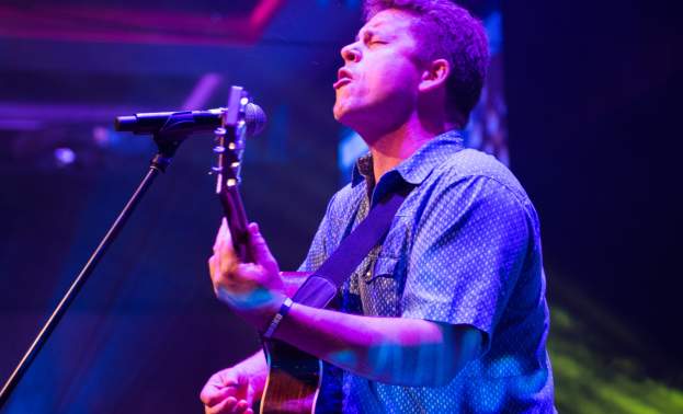 Cottage Creek presents live music by Asher Stern