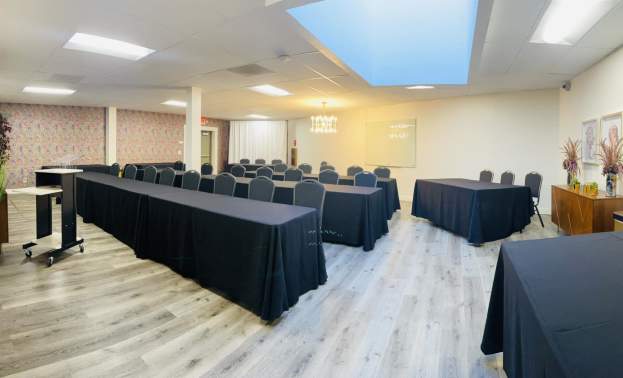 The Neon Exchange - Group Meetings and Co-Working