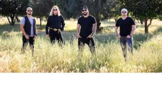 Cottage Creek presents Live Music with Mitchell James Band $15 for non members, Food by California Inspirations.
