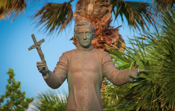 José Nicolás Ballí statue