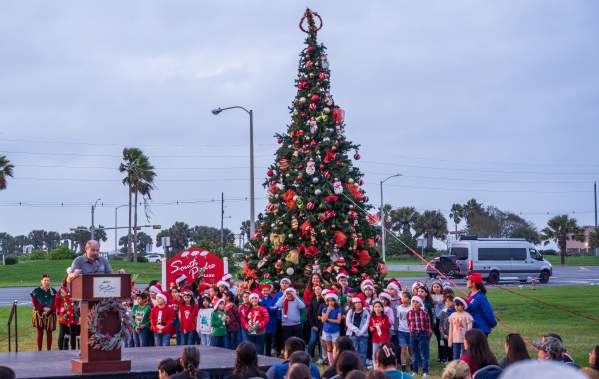 Your Guide to the Christmas Season on THE Island