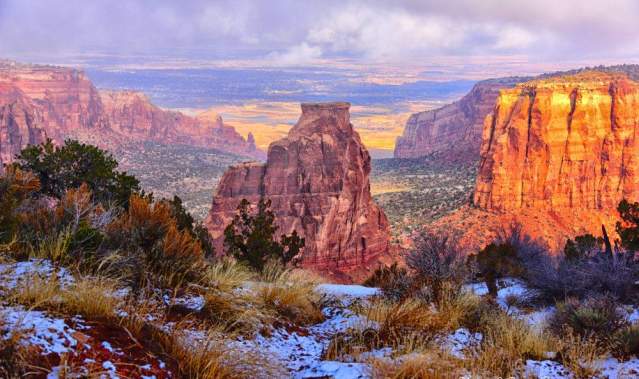 Why Colorado National Monument is Even More Magical in the Winter