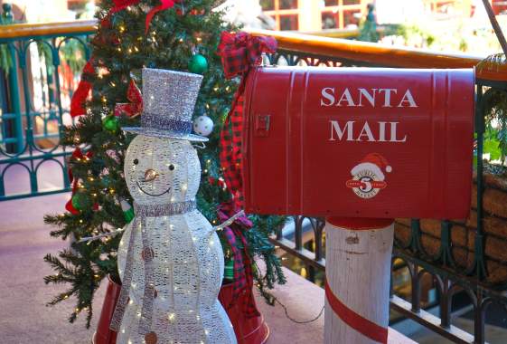 Discover Eugene's Best Holiday Traditions