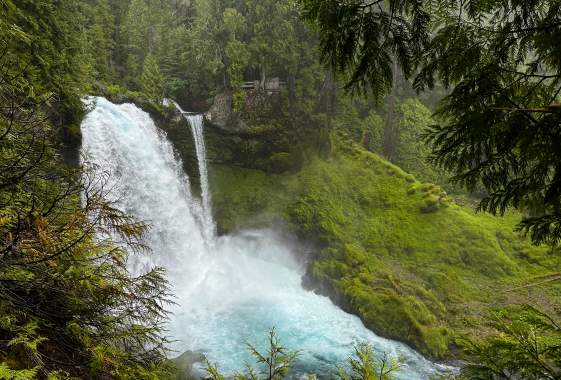 Ten Classic Oregon Adventures