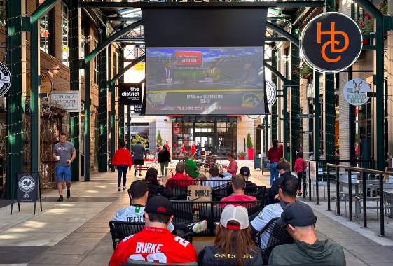 Where to Watch Duck Football Games