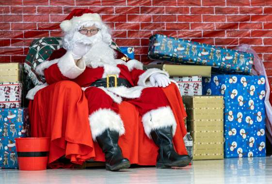 Creswell's Winter Lights - Market & Parade