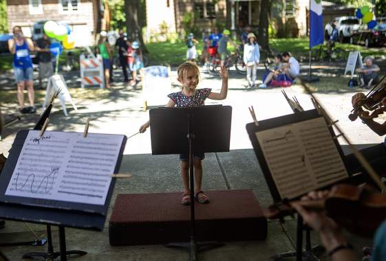 Conduct the Symphony!