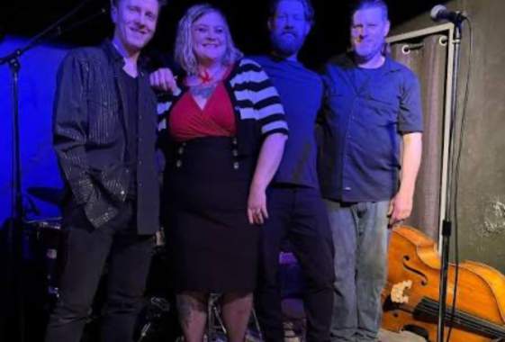 Sara & The Hurricanes Live at Sarver Winery