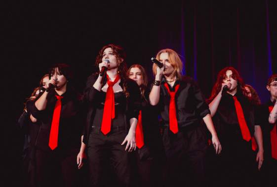 Divisi’s 25th Anniversary Alumni Show