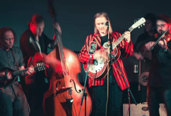 Corwin Bolt & The Wingnuts Live Ragtime Music at Sarver