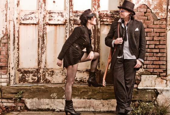 Jackie Jae and Jason Cowsill at Bennett Vineyards