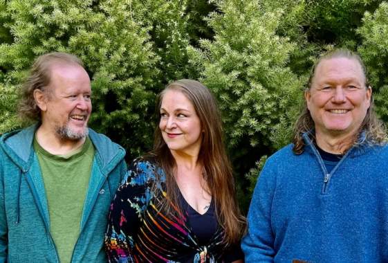 Sassafras! Acoustic folk-rock at Sarver Winery
