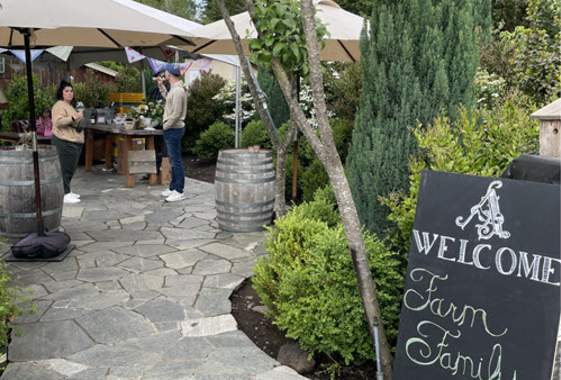 White Wines and Coastlines at Antiquum Farm