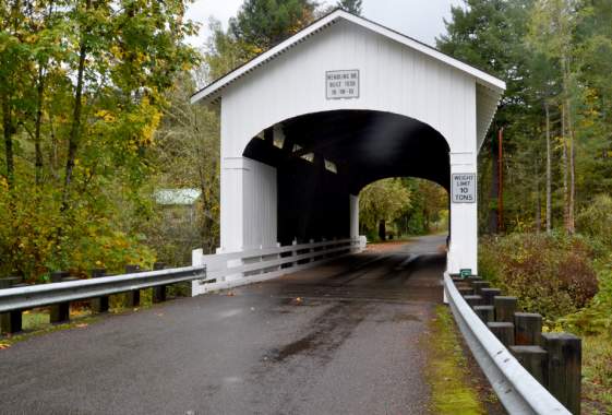 Covered Bridge Adventure Tour by Best Oregon Tours