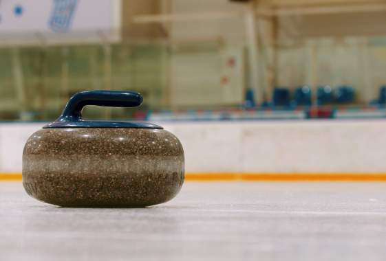 Iceless Curling at PLAY