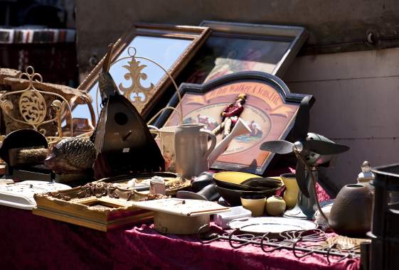 Picc-A-Dilly Flea Market