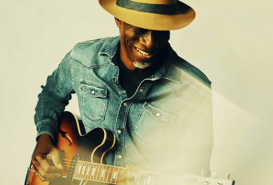 Solo Singer and Guitarist Keb' Mo'