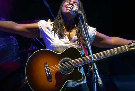 Ruthie Foster Live at The Shedd Institute