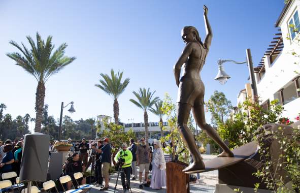 Joyce Hoffman commerative statue at Watermans