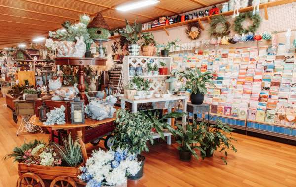 Bev's Floral & Gifts