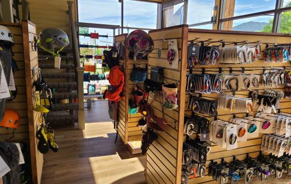 Cedar Sports Outdoor Gear and Rentals