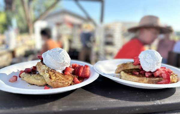 Sweet Pea: Farm Breakfast