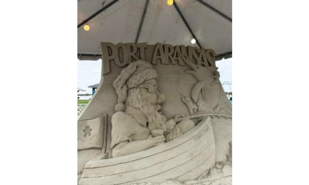 Sand Santa @ Roberts Point Park