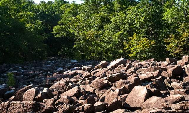 Ringing Rocks Park