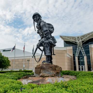 U.S. Army Airborne & Special Operations Museum (ASOM)