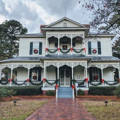 Holiday Theatrical Night Tours: A Poe Christmas Carol