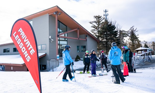 A group prepares for a lesson at Ski Big Bear in the Poconos