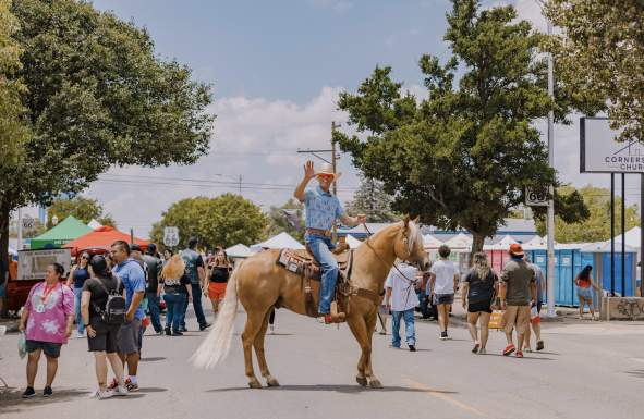 Guy Bell at the TX 66 Festival Finale