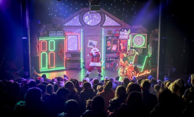 Santa's live show at Santa's Winter Wonderland