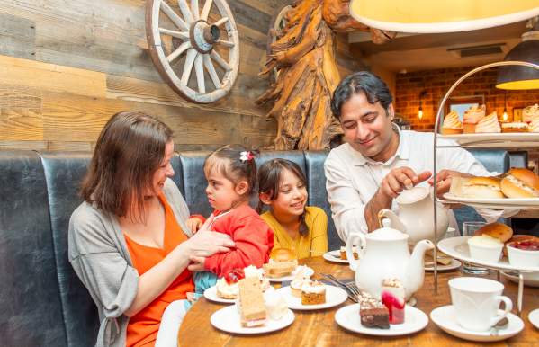 Three Horseshoes Country Inn Restaurant Afternoon tea family diversity accessibility