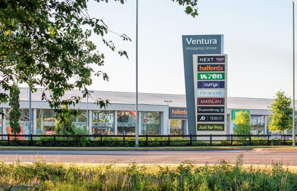 Ventura shopping centre located on the outskirts of Tamworth
