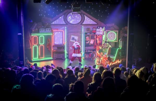 Santa's live show at Santa's Winter Wonderland