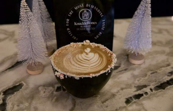 Merry & Bright Holiday Menus and Dining Experiences in Mobile