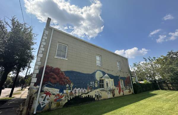 Mobi mural