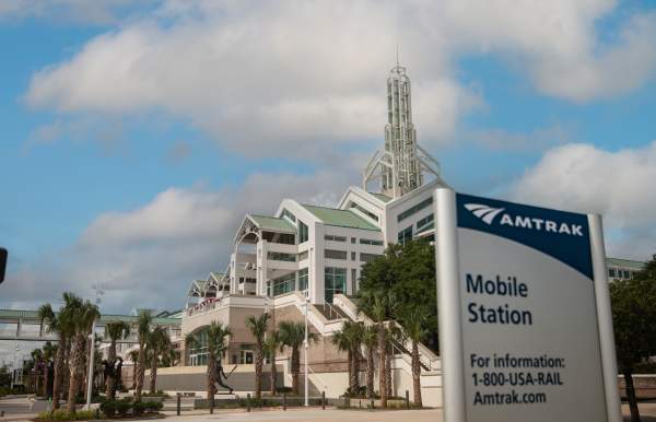 Taking Amtrak to New Orleans or Mobile? Walkable downtowns are not far away