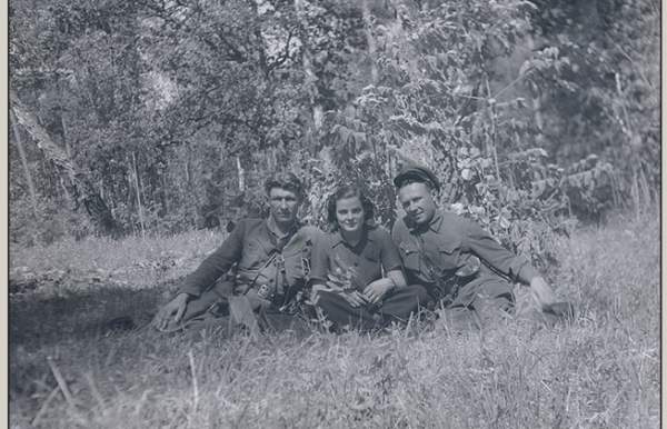 Pictures of Resistance: The Wartime Photographs of Jewish Partisan Faye Schulman