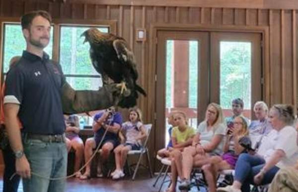 Auburn University Raptor Center Programs