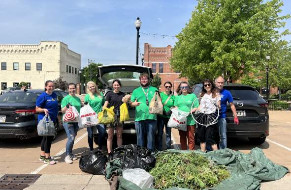 downtown volunteers